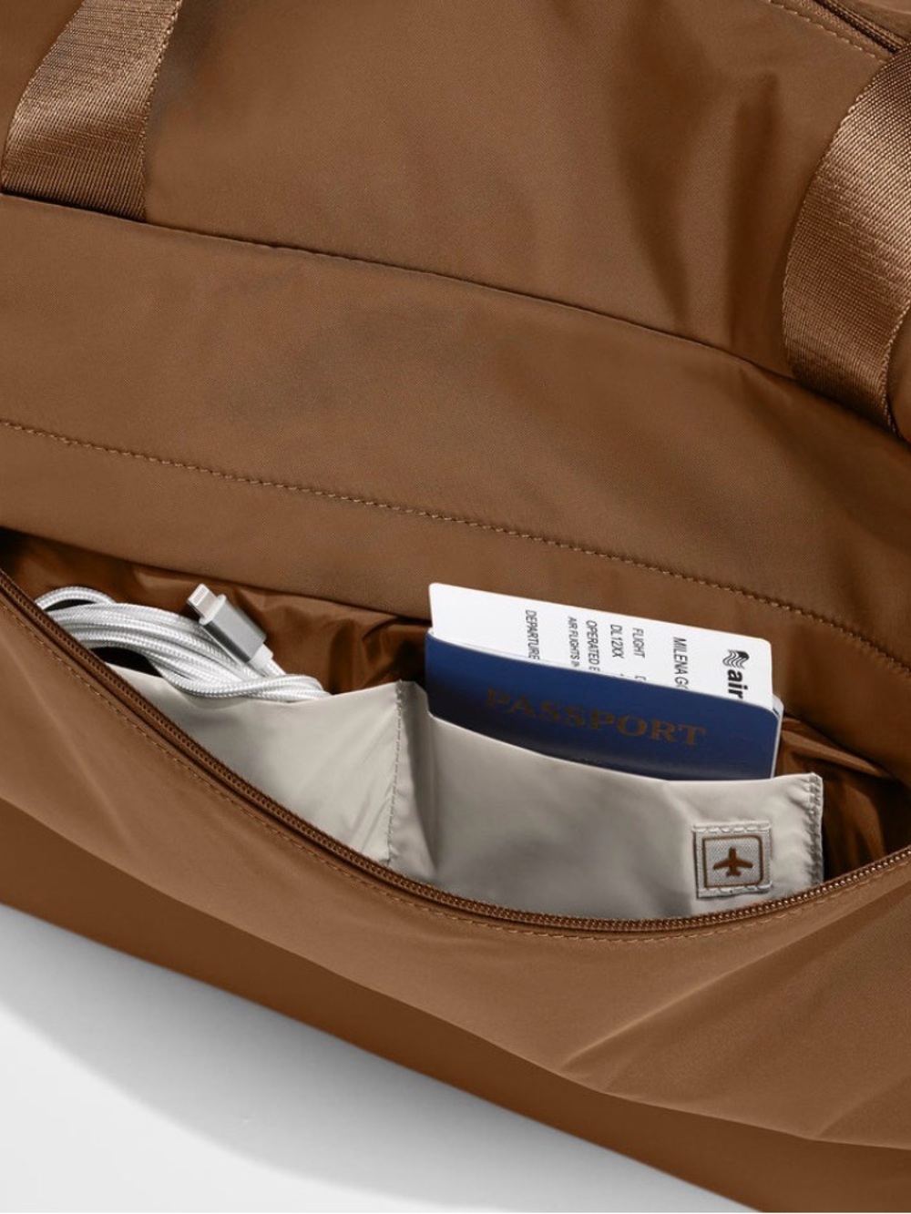 *NWOT* AWAY Travel Tote Bag in Amaro Brown - Picture 5 of 9